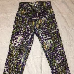 Lulu wunder under crop w/ Luxe Fabric